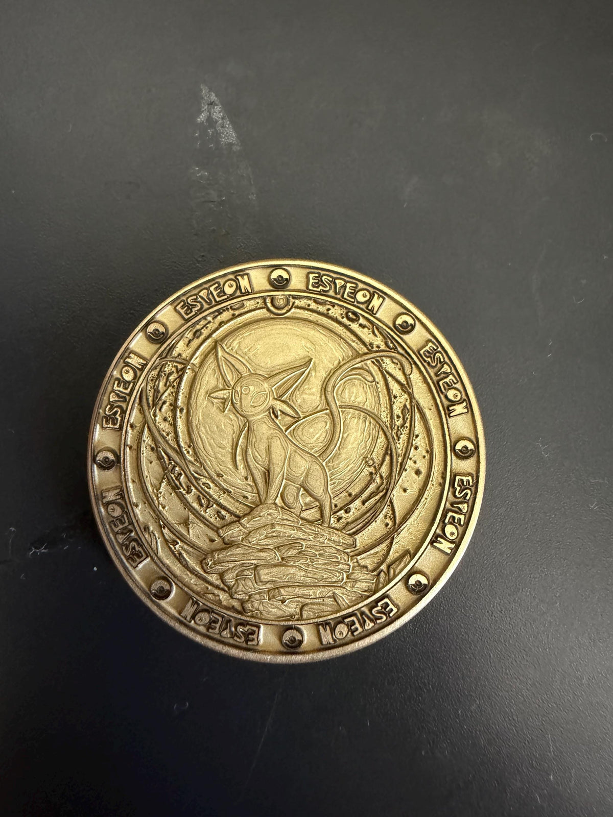 Engraved Brass Espeon Coin – 40mm Collectible with Optional Personalization